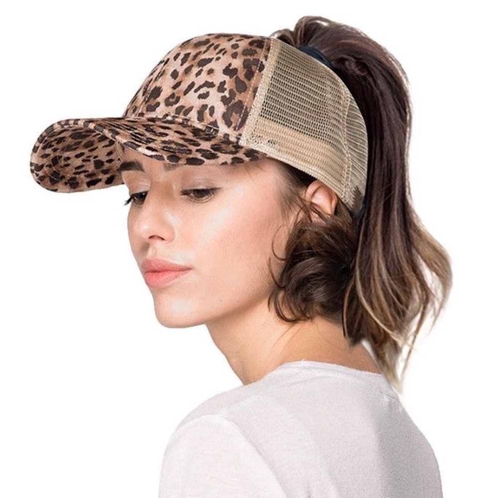CC Beanie ponytail cap leopard print